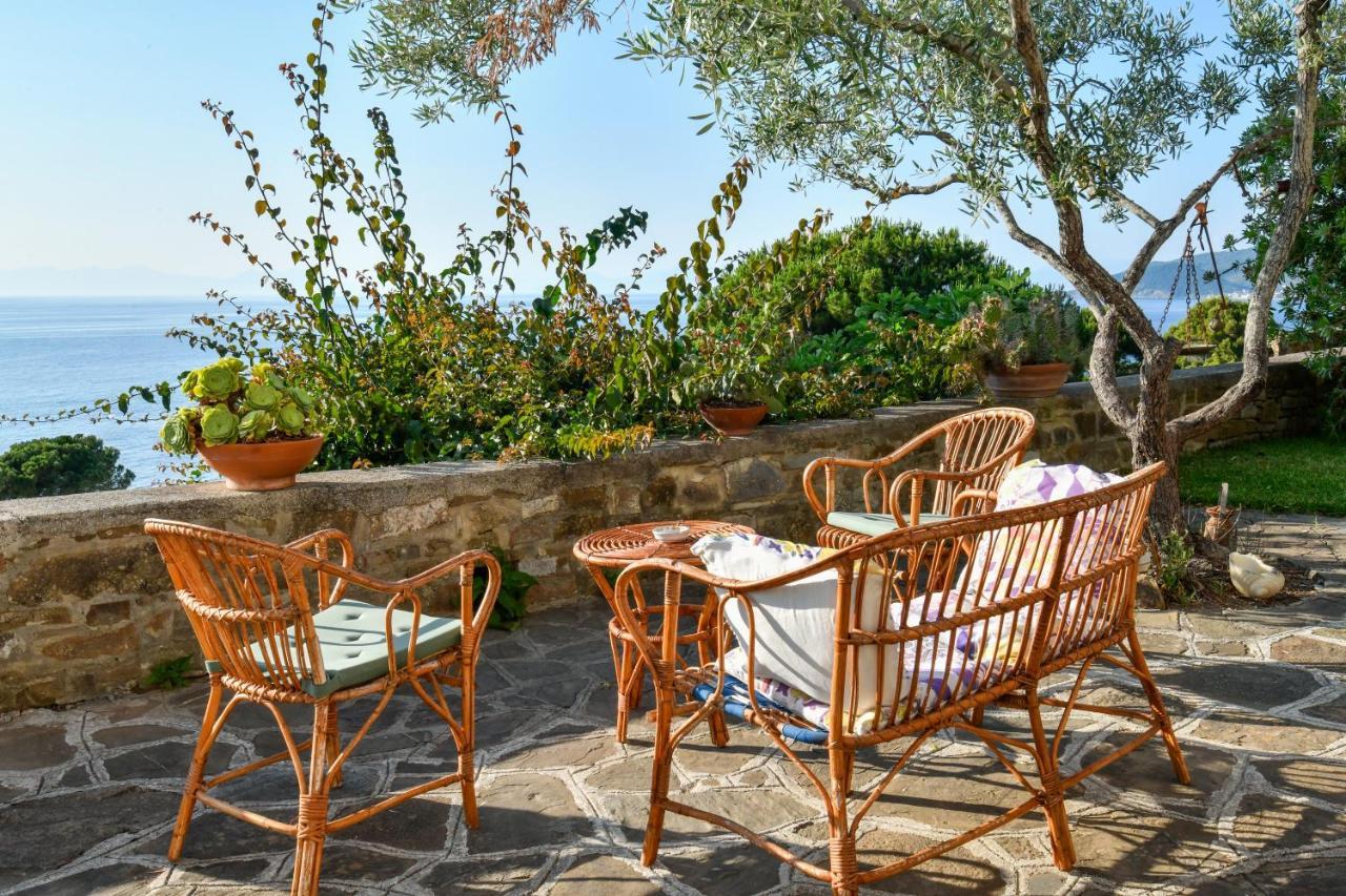 Albeca Boutique Hotel - Relais De Charme Sul Mare Кастелабате Екстериор снимка