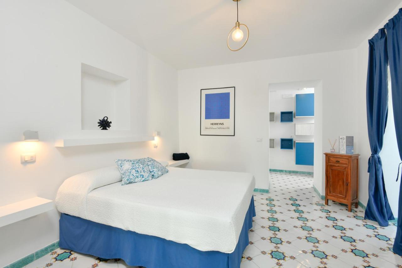 Albeca Boutique Hotel - Relais De Charme Sul Mare Кастелабате Екстериор снимка